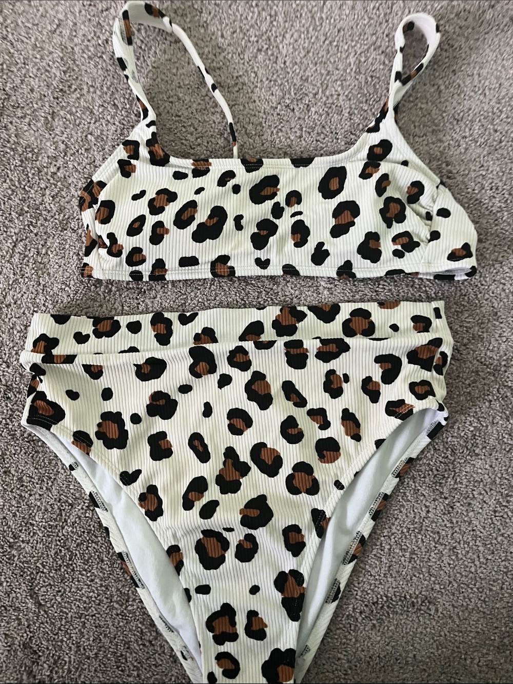 Xhilaration White Leopard Print Ribbed Bikini Set